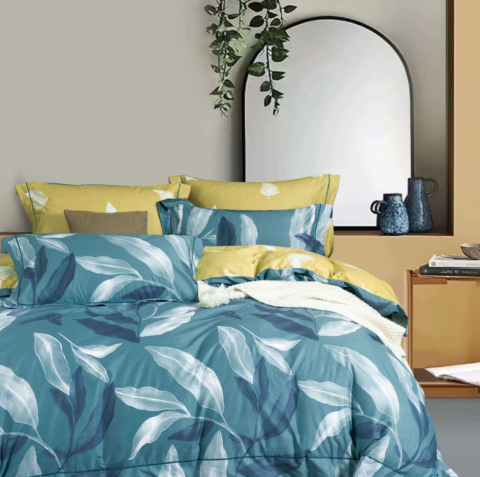 Linnett Blue Banana Leaves 100% Cotton  Reversible Comforter Set